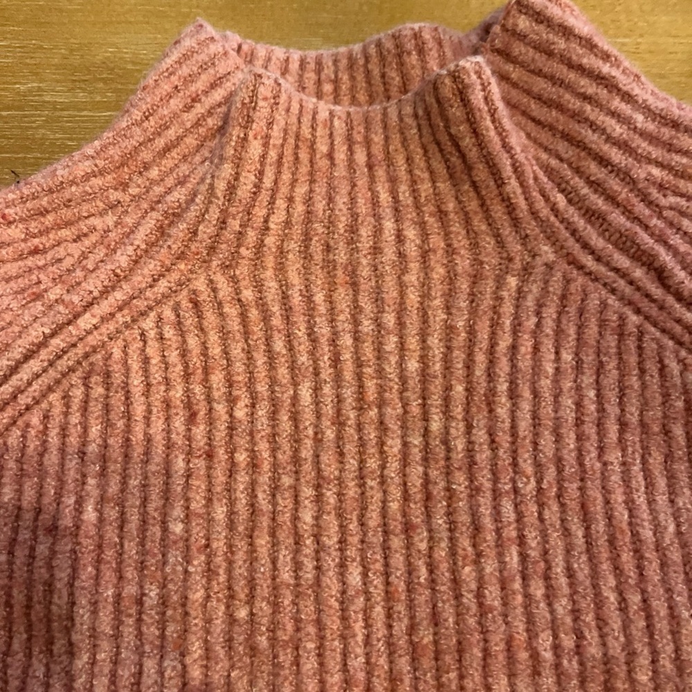 Madewell  Northfield Mock neck Sweater Heather Poinsetta Pink Size S H3339 - Picture 3 of 13